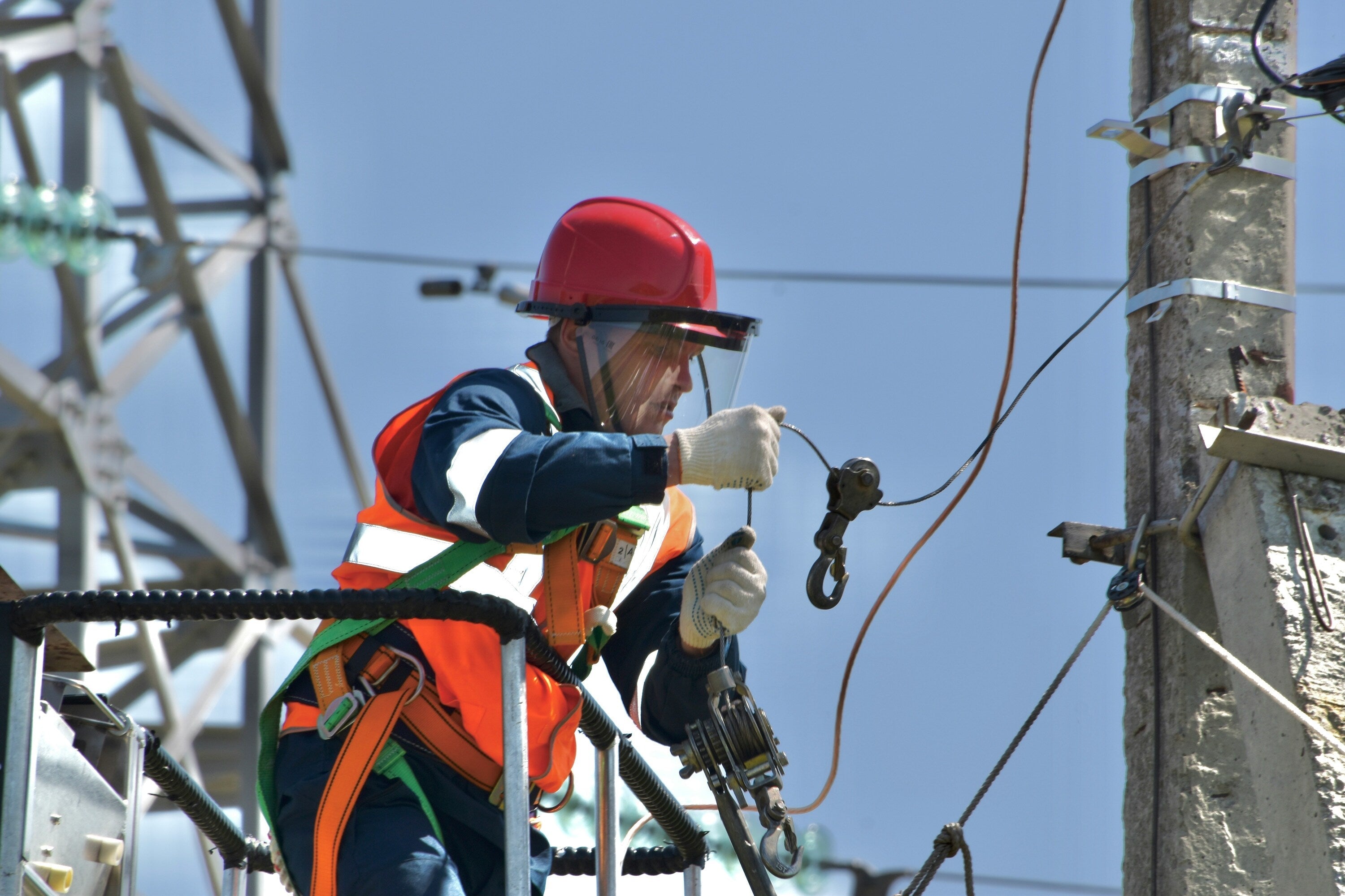 Material eléctrico de media tensión: soluciones confiables para infrae ...